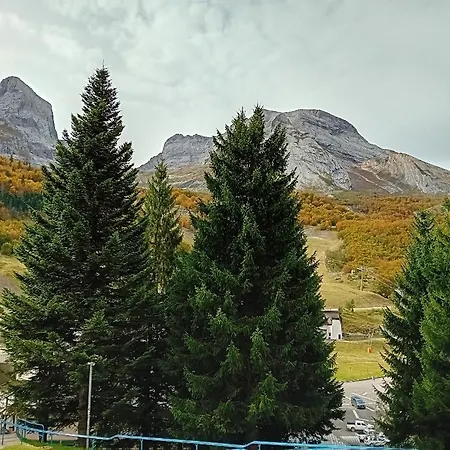 A La Montagne Apartment