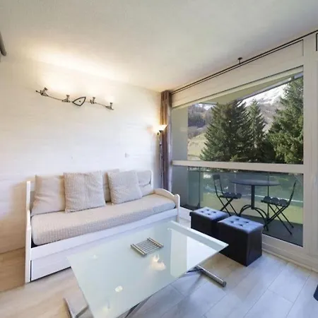 A La Montagne Apartman *